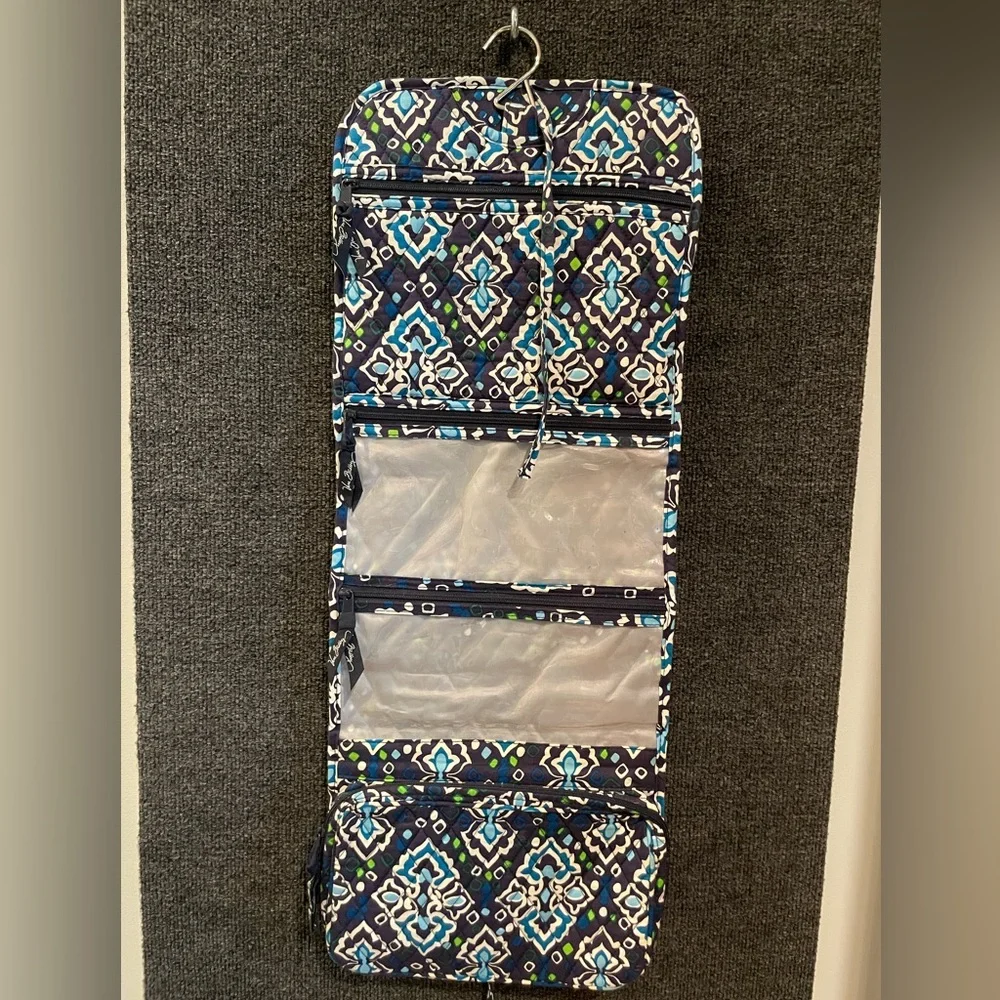Vera Bradley or wear